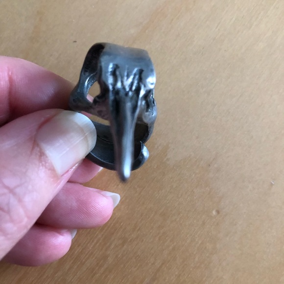 Martha Rotten | pewter bird skull ring - Picture 2 of 5